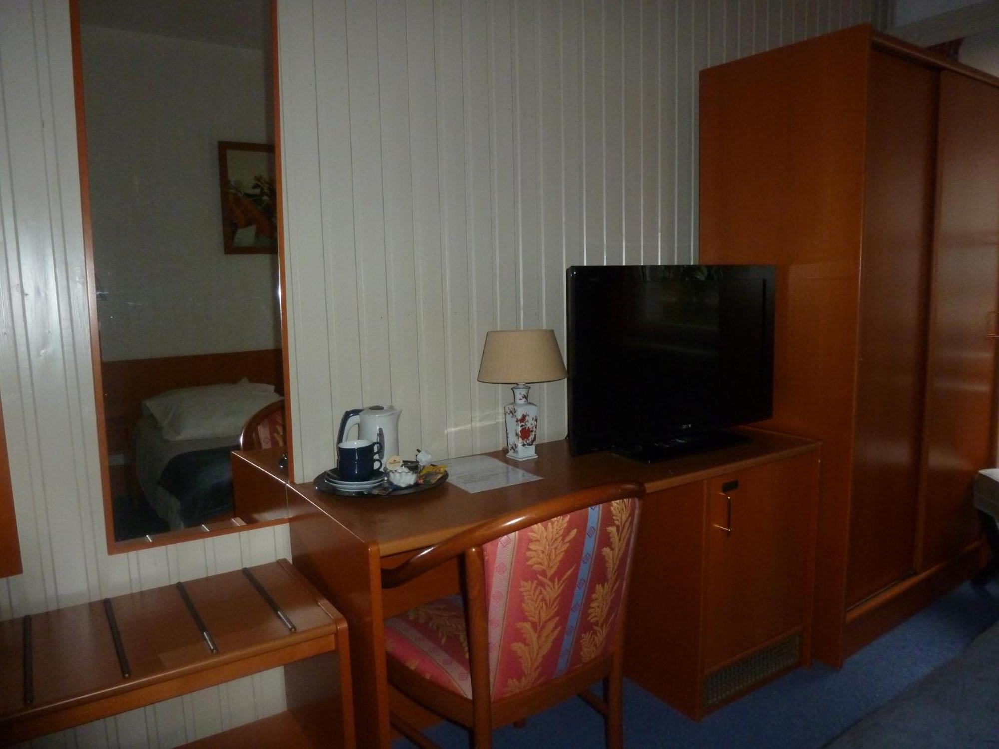 Hotel 'T Hert Genk Zewnętrze zdjęcie