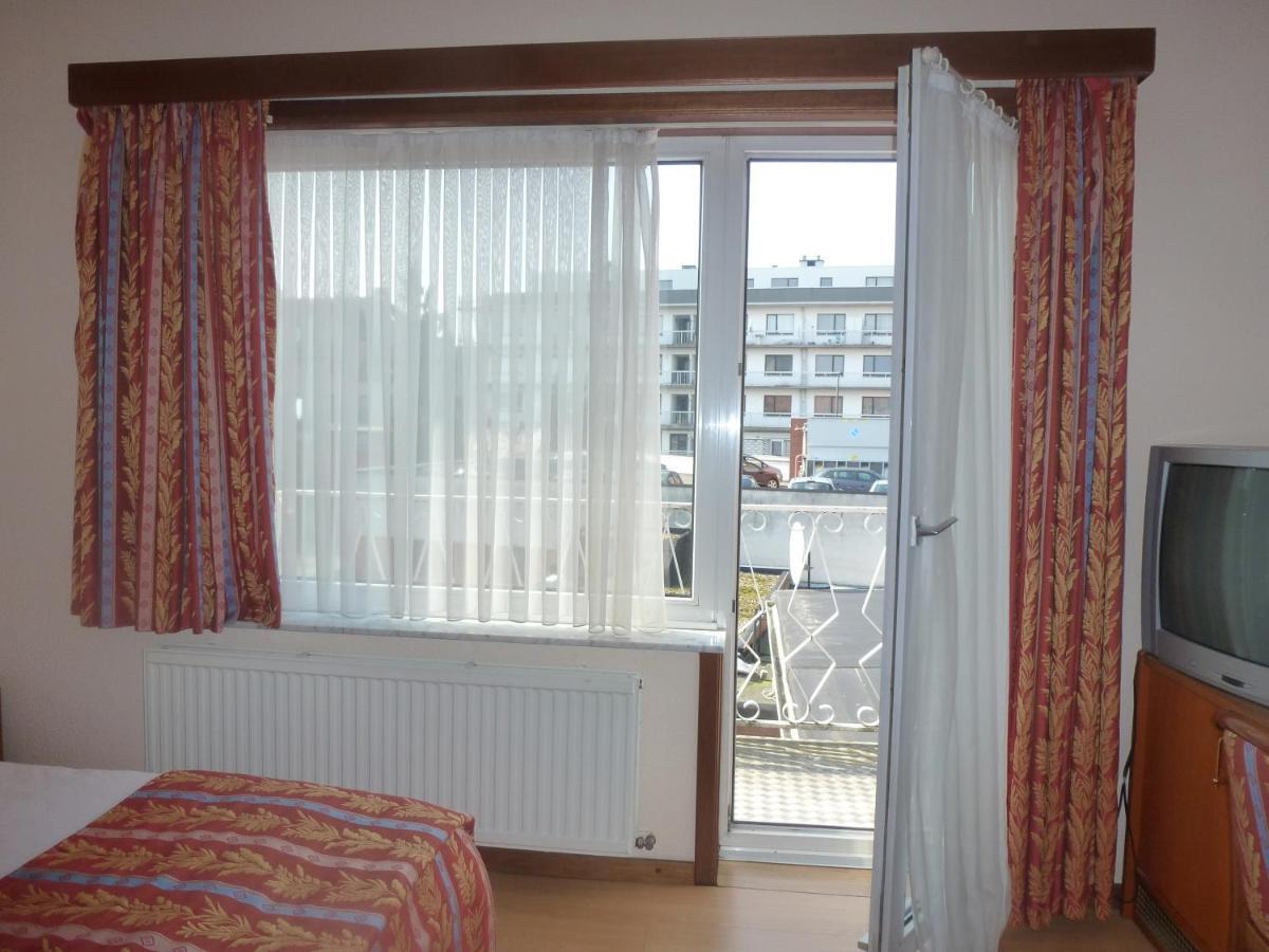 Hotel 'T Hert Genk Pokój zdjęcie